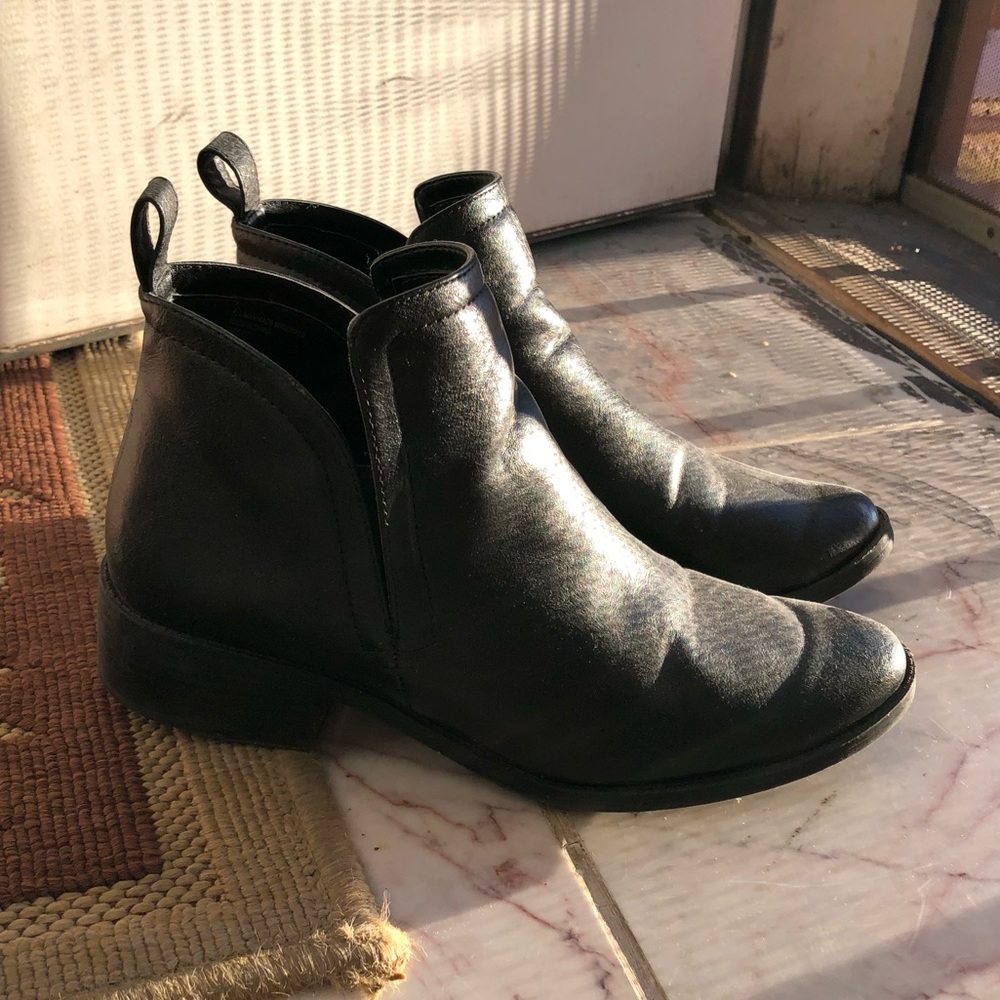Chelsea boots